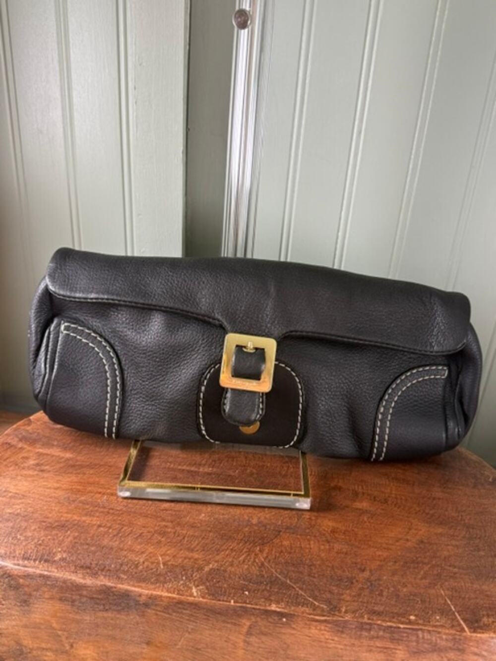 Kate Spade Navy Blue Pebbled Leather Clutch Buckle Contrast Stitching Vintage